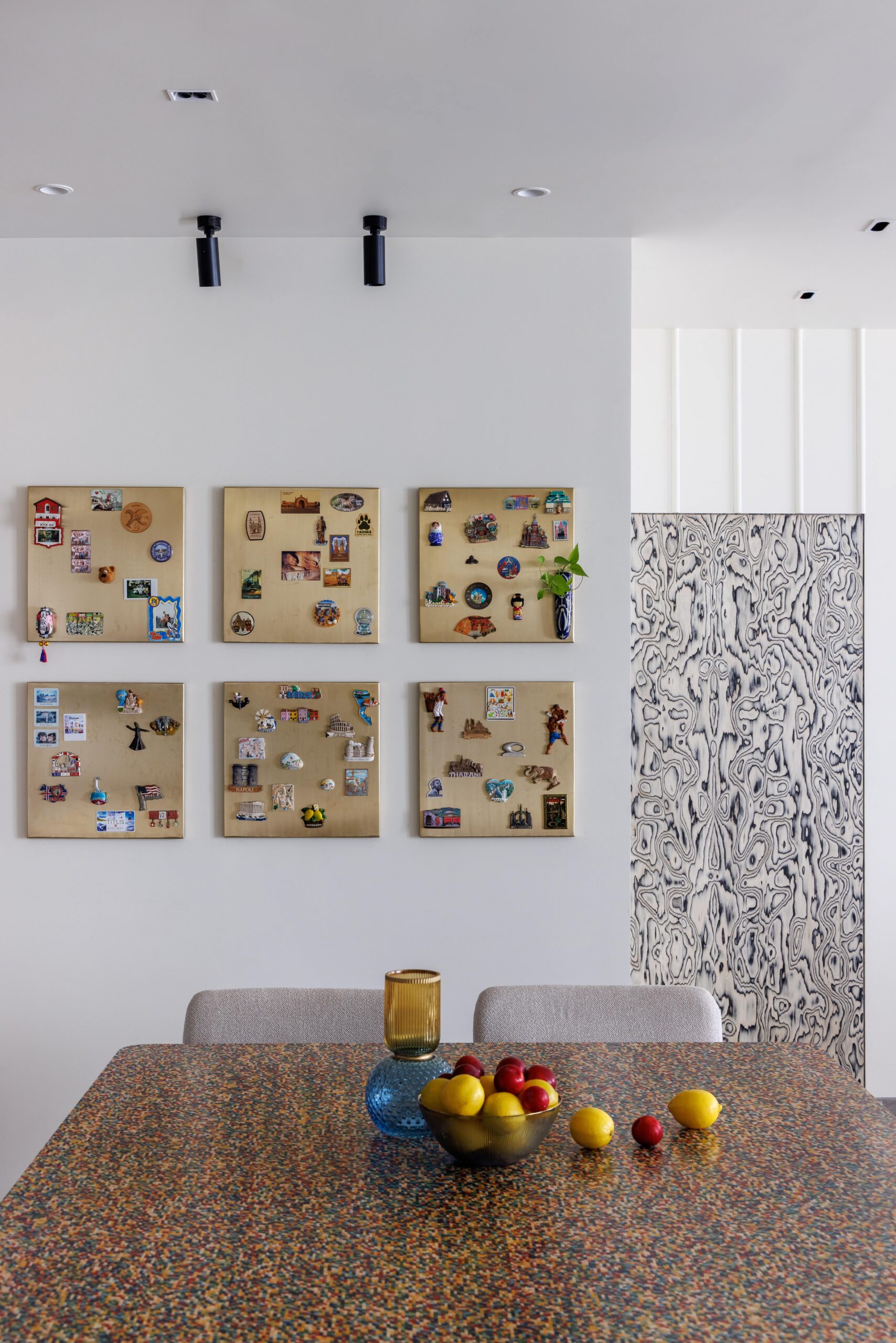 010_61 shades of joy_SS Story